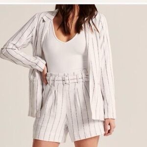 Dictionary White & Grey Stripes Cotton Blend Open Women’s Blazer Size Large NWT